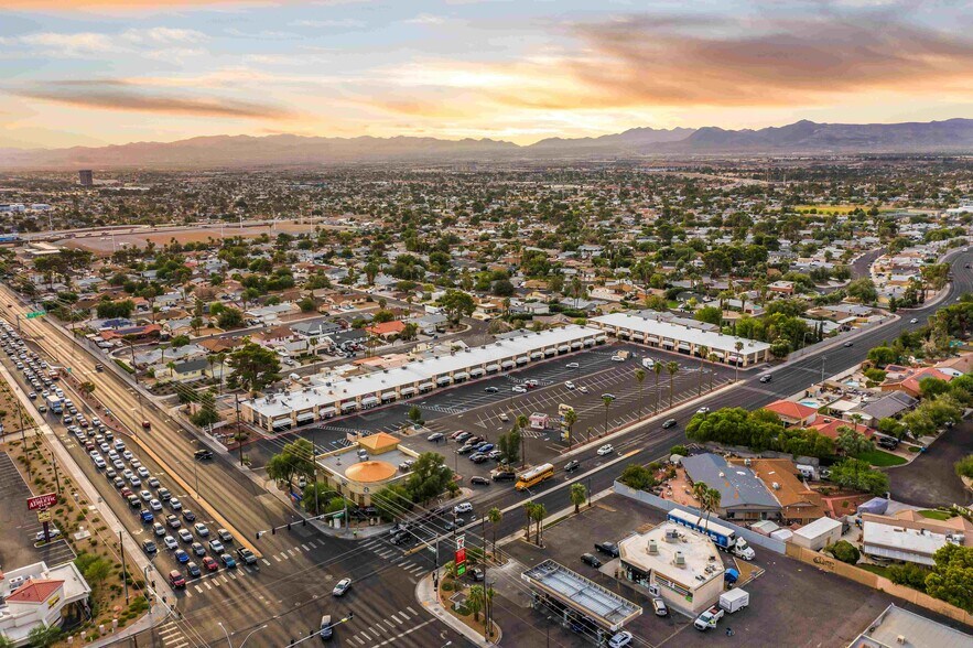 More Photos Of 4130-4180 S Sandhill Rd, Las Vegas Storefront For Lease