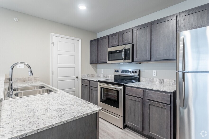 More Photos Of 617 Spallone Blvd, Springdale Apartments For Sale