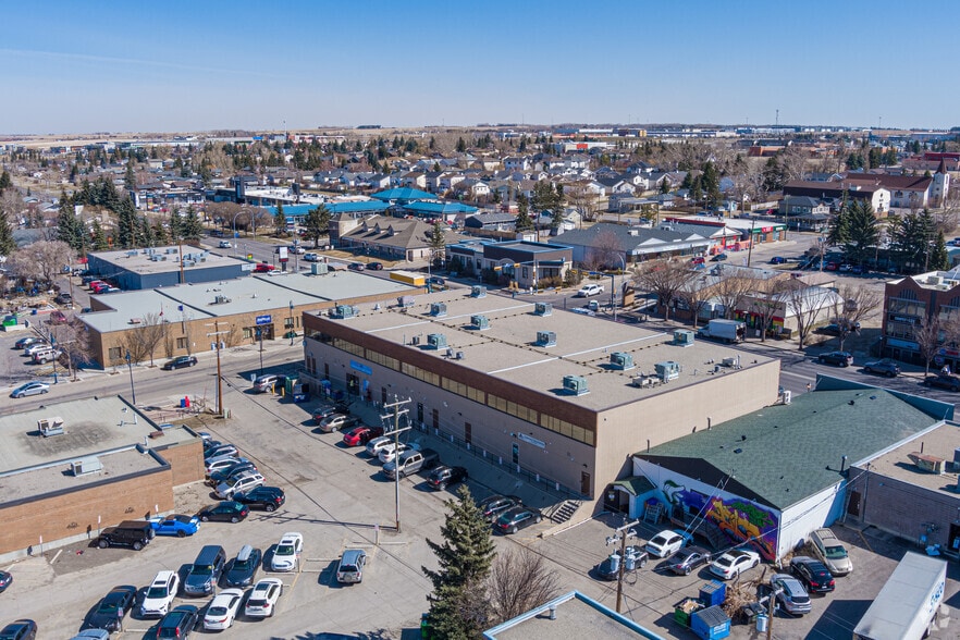 More Photos Of 125 Main St N, Airdrie Storefront Retail Office For Lease