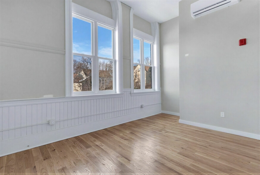 More Photos Of 72 Kendrick Ave, Woonsocket Apartments For Sale