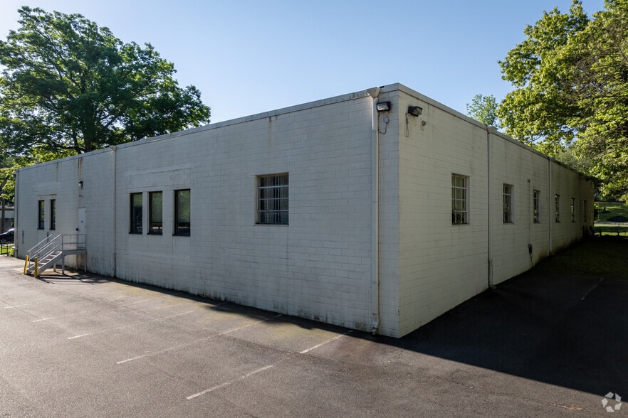 More Photos Of 2 Russo Pl, Berkeley Heights Warehouse For Sale