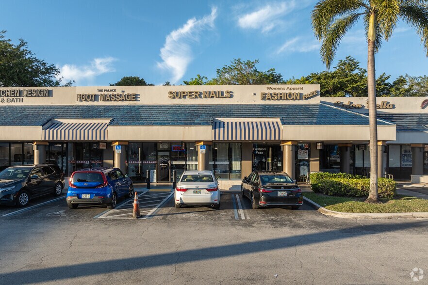 More Photos Of 5859 W Atlantic Ave, Delray Beach Unknown For Lease