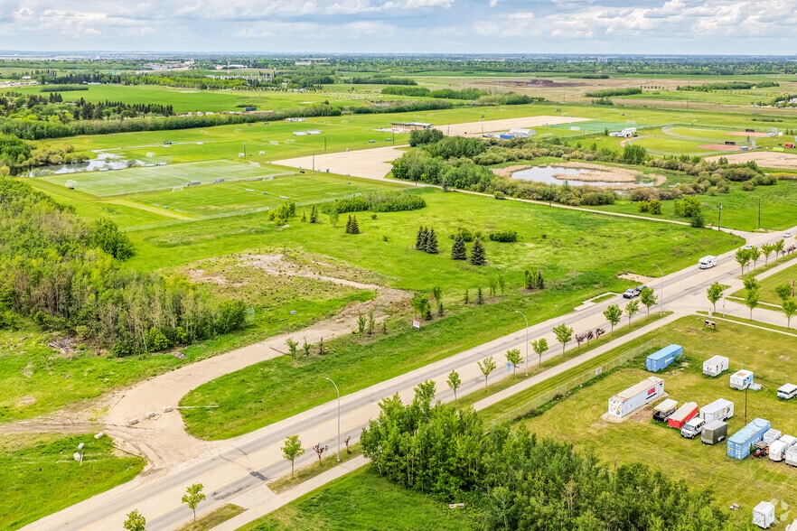 More Photos Of 14511 142 St NW, Edmonton Land For Sale