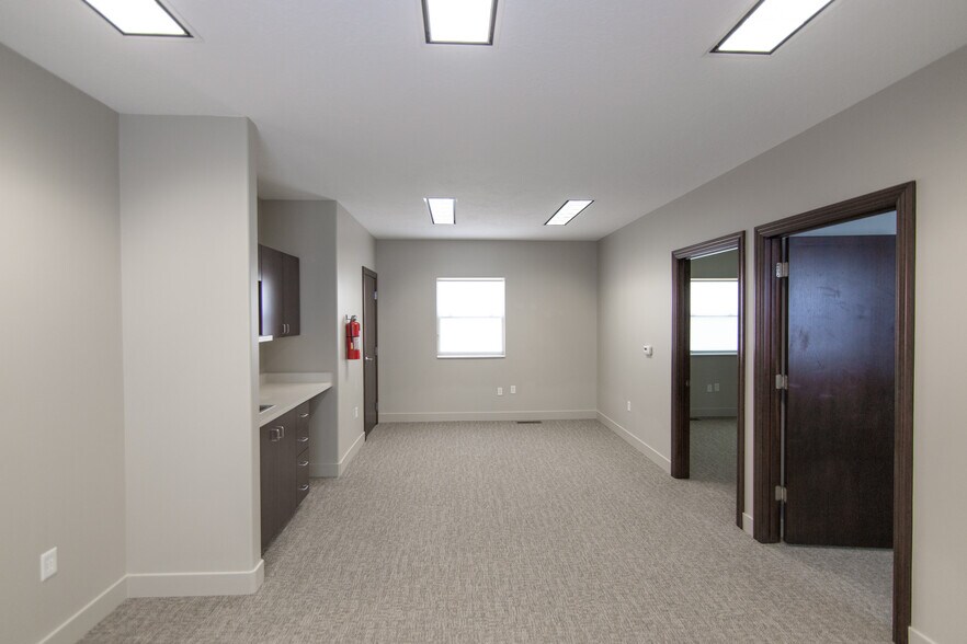 More Photos Of 197 N 290 W, Lindon Office Residential For Lease