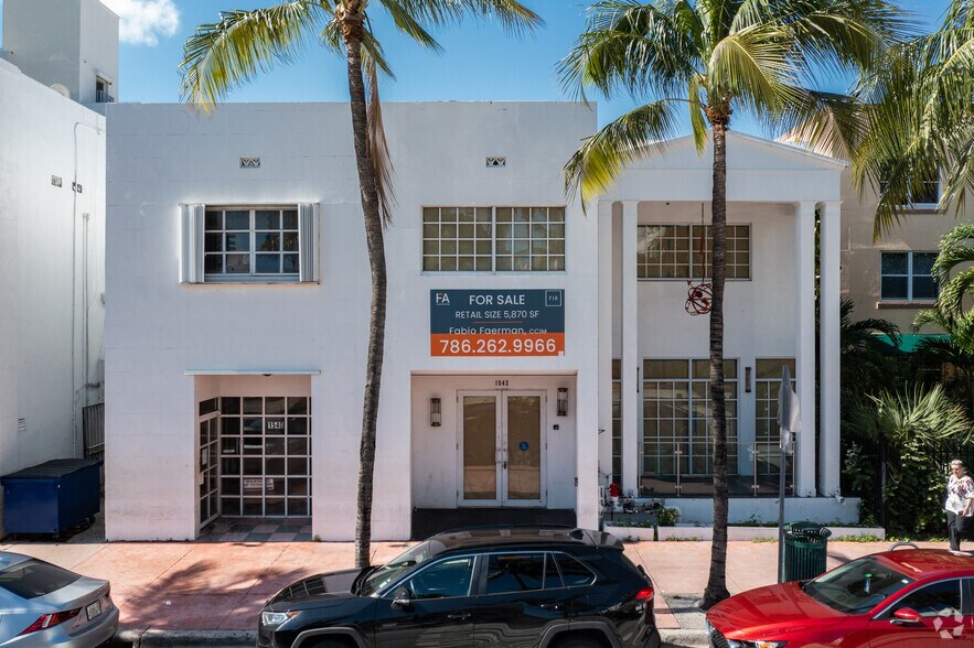 More Photos Of 1542 Washington Ave, Miami Beach Restaurant For Sale