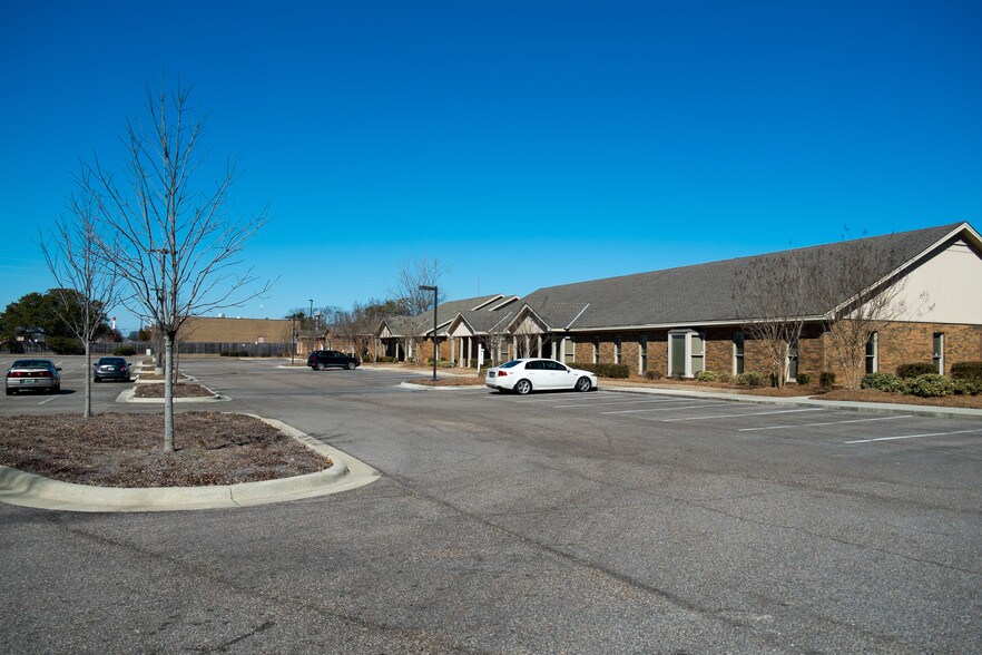 Primary Photo Of 2641 Eastern Blvd, Montgomery Office For Lease