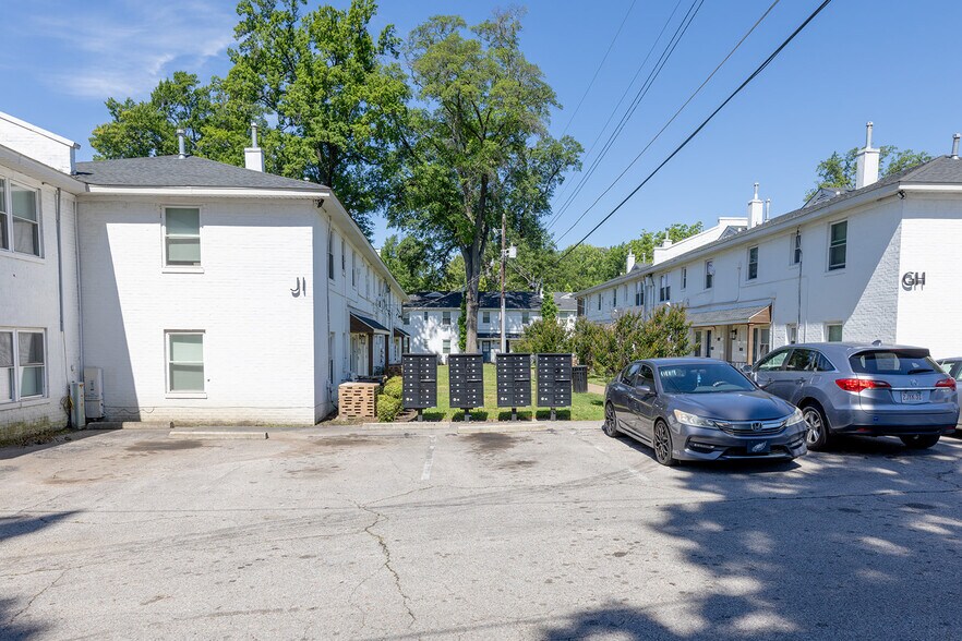 More Photos Of 170 N Hollywood St, Memphis Apartments For Sale