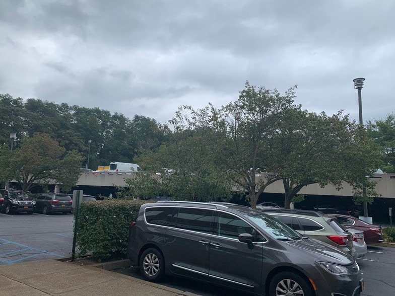 More Photos Of 1-25 Perlman Dr, Spring Valley Coworking Space
