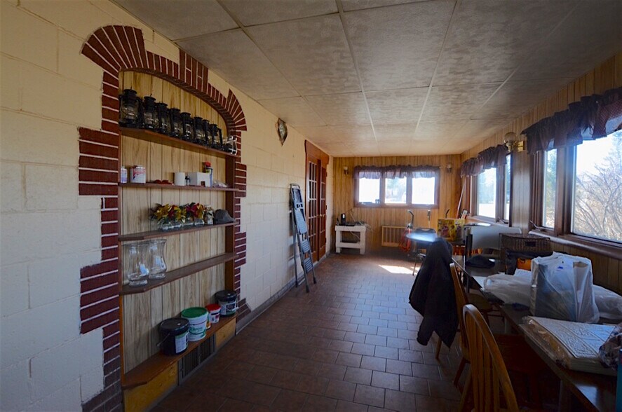 More Photos Of 108 Bailey St, Lima Restaurant For Sale