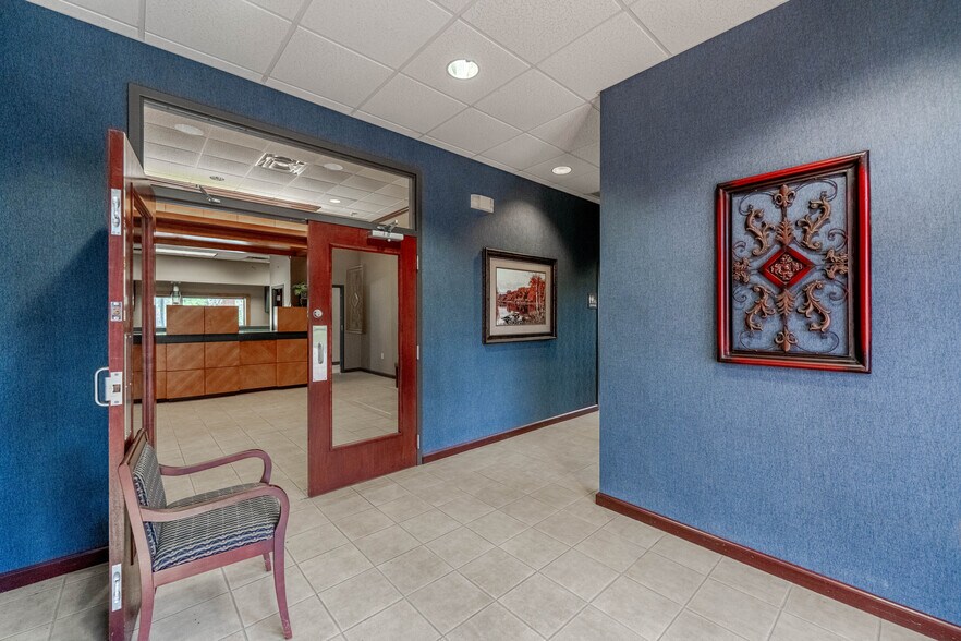 More Photos Of 6408 Highway 28 E, Pineville Office For Sale