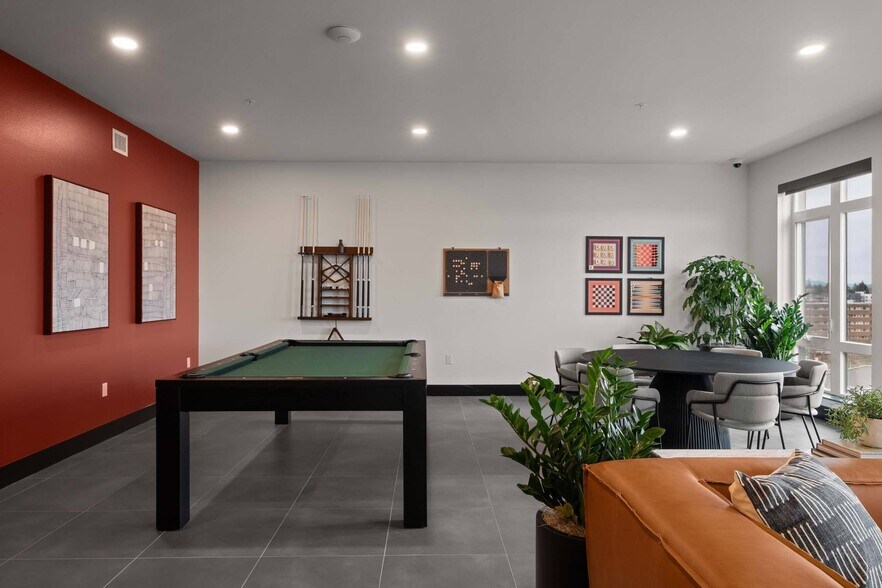 More Photos Of 104 12th Ave, Seattle Apartments For Lease