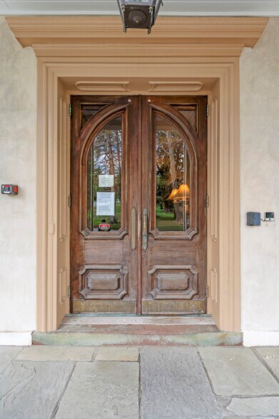 More Photos Of 99 Starr St, Phoenixville Office For Sale