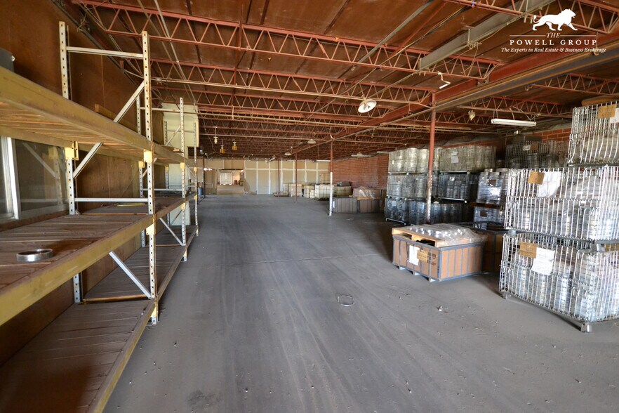 More Photos Of 1111 N Avenue S, Lubbock Warehouse For Sale