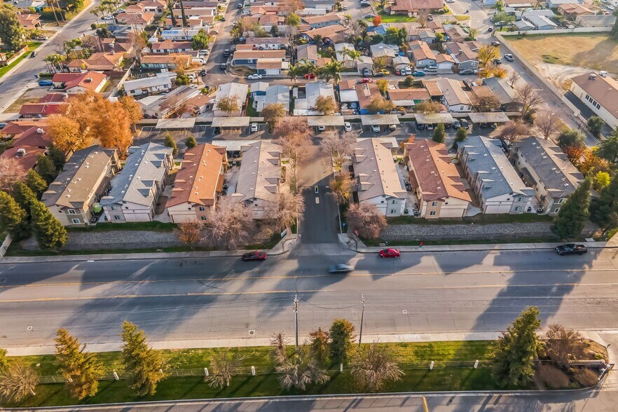 More Photos Of 331 Pacheco Rd, Bakersfield Apartments For Sale