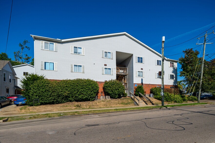 Primary Photo Of 406 Sumner St, Akron Apartments For Sale