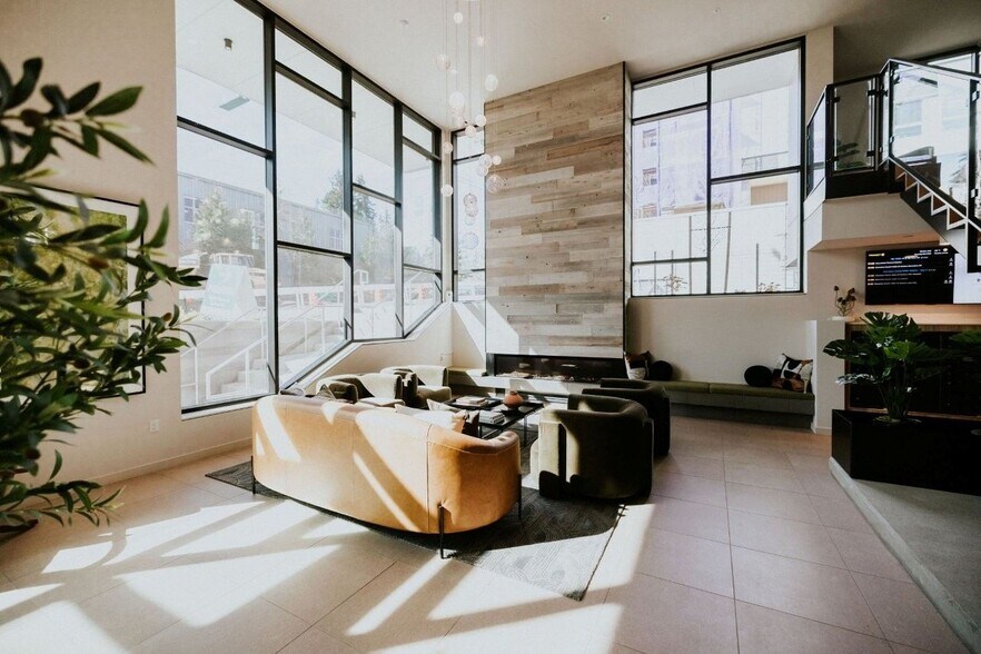 More Photos Of 132 NE 145th St, Shoreline Apartments For Lease