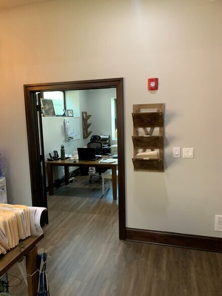 More Photos Of 608 Hillgrove Ave, Western Springs Office Residential For Sale