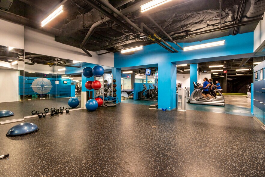 More Photos Of 900 Chelmsford St, Lowell Office For Lease