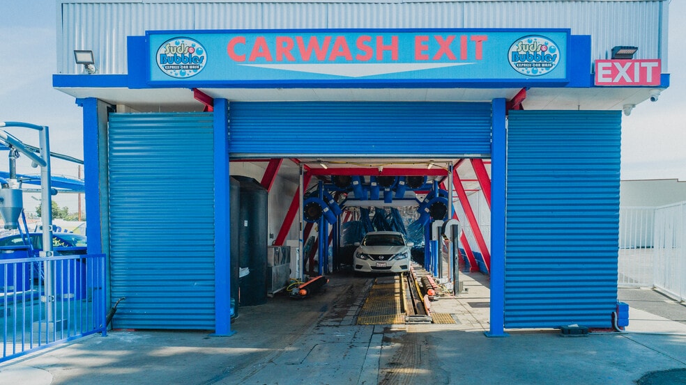 More Photos Of 8529 Rosemead Blvd, Pico Rivera Carwash For Sale