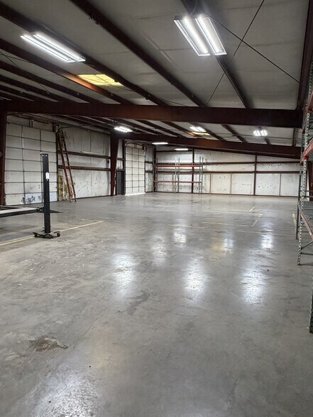 More Photos Of 712 S Milam St, Amarillo Warehouse For Lease