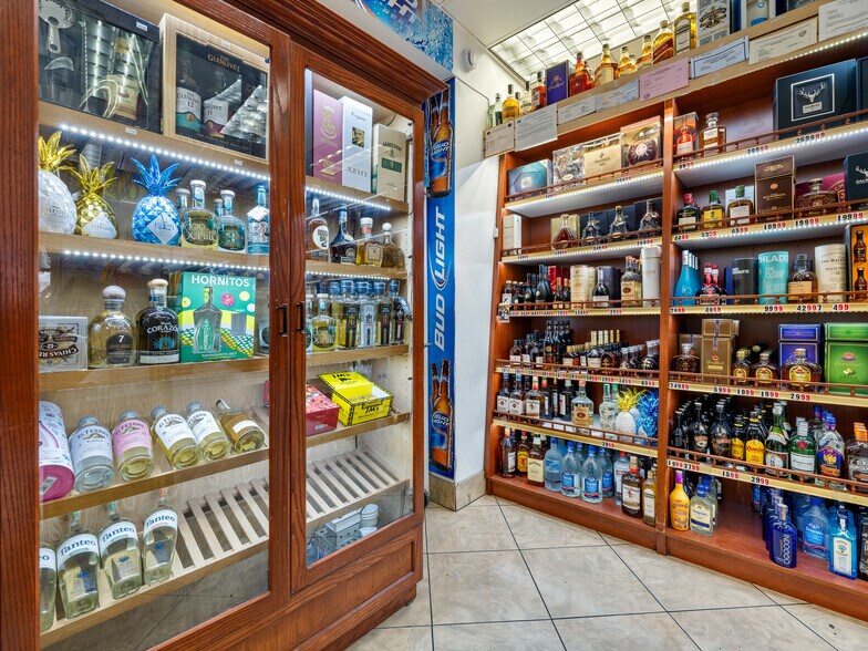 More Photos Of 6000 Mariposa Rd, Oak Hills Service Station For Sale