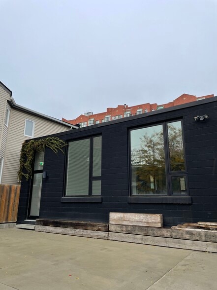 More Photos Of 83-91B Walnut Av, Toronto Office For Sale