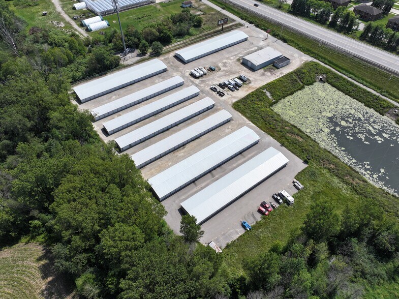 More Photos Of 1816 W Northland Ave, Grand Chute Self Storage For Sale