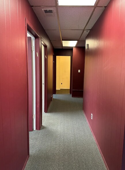 More Photos Of 26440 Southfield Rd, Lathrup Village Office For Lease