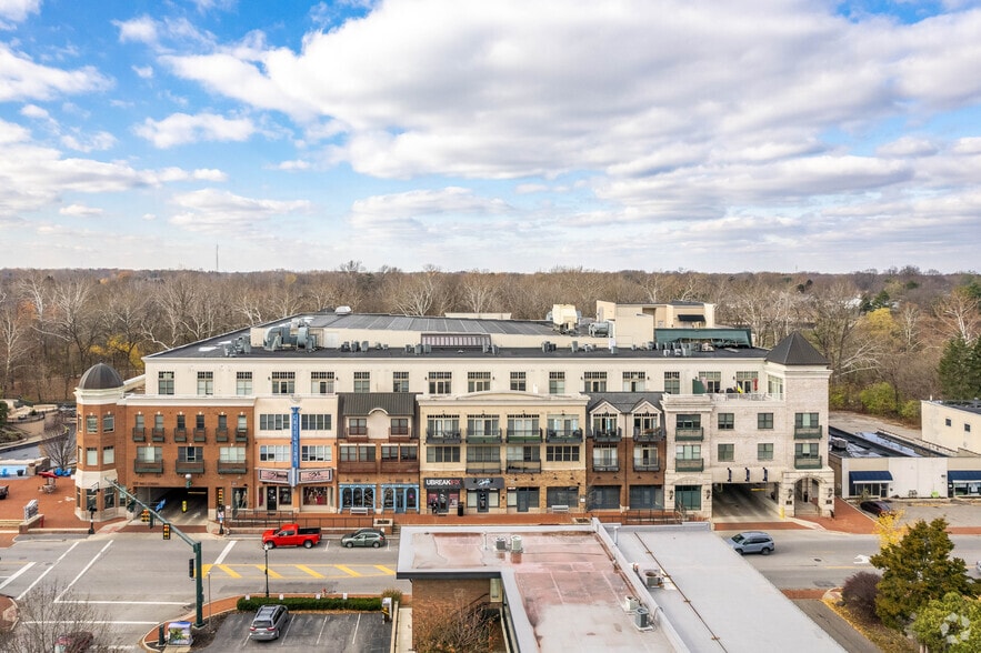 More Photos Of 121 Mill St, Gahanna Apartments For Lease