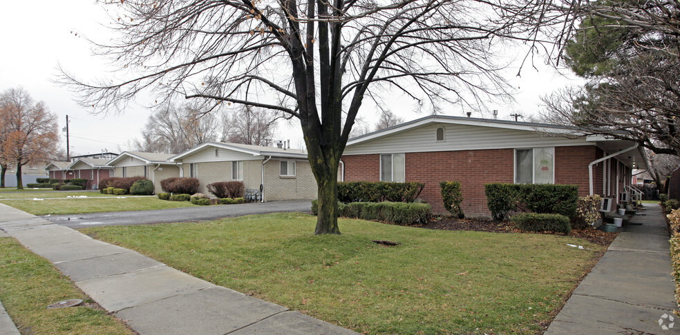 Primary Photo Of 2880-2910 S 200 E, Salt Lake City Apartments For Sale