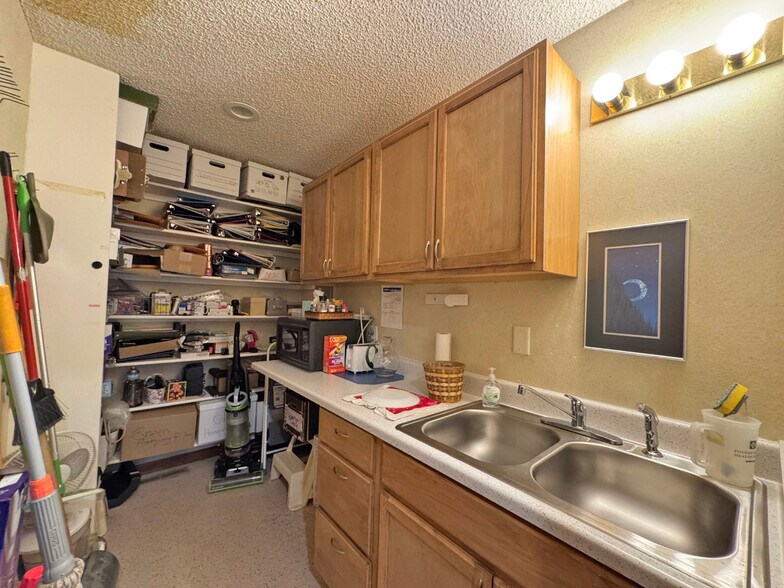 More Photos Of 1017 Robertson St, Fort Collins Medical For Sale