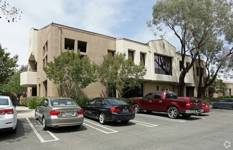 More Photos Of 930 W Foothill Blvd, Upland Medical For Lease