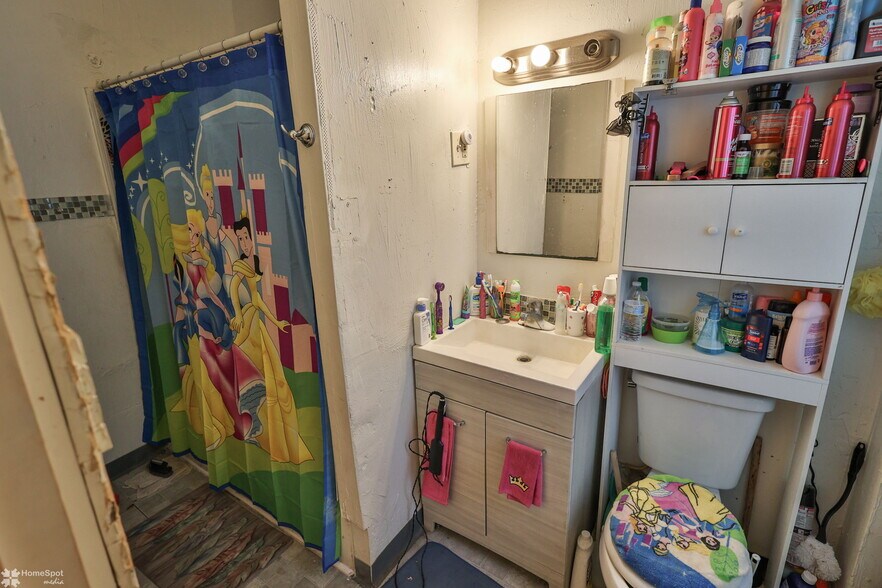 More Photos Of 424 N 6th St, Allentown Multifamily For Sale