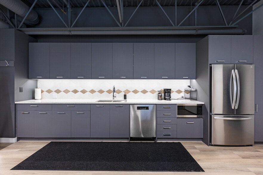 More Photos Of 1750 120 Av NE, Calgary Warehouse For Sale