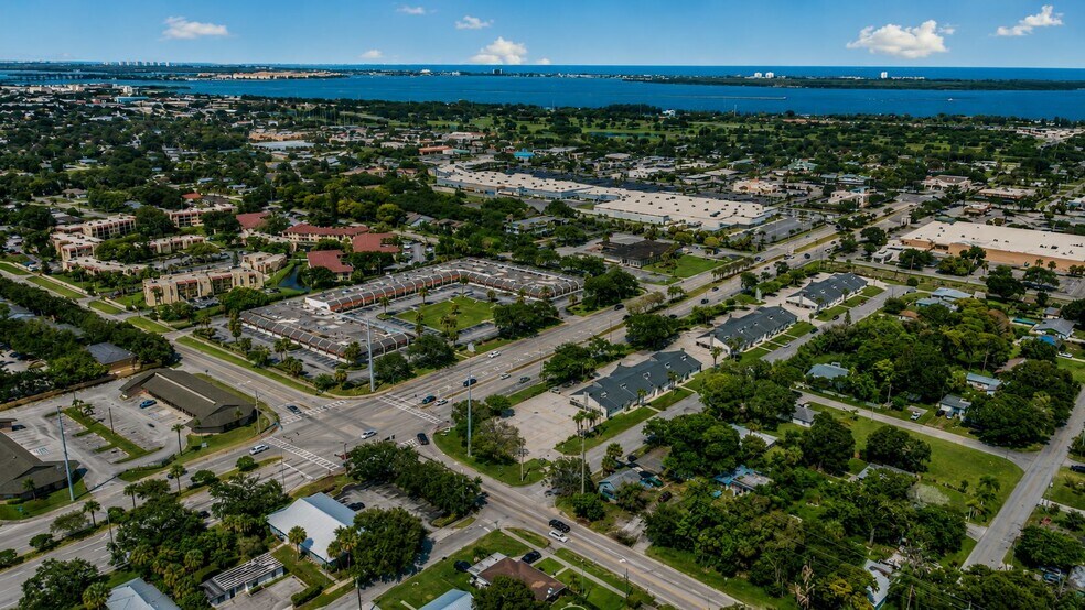 More Photos Of 805 Virginia Ave, Fort Pierce Unknown For Lease