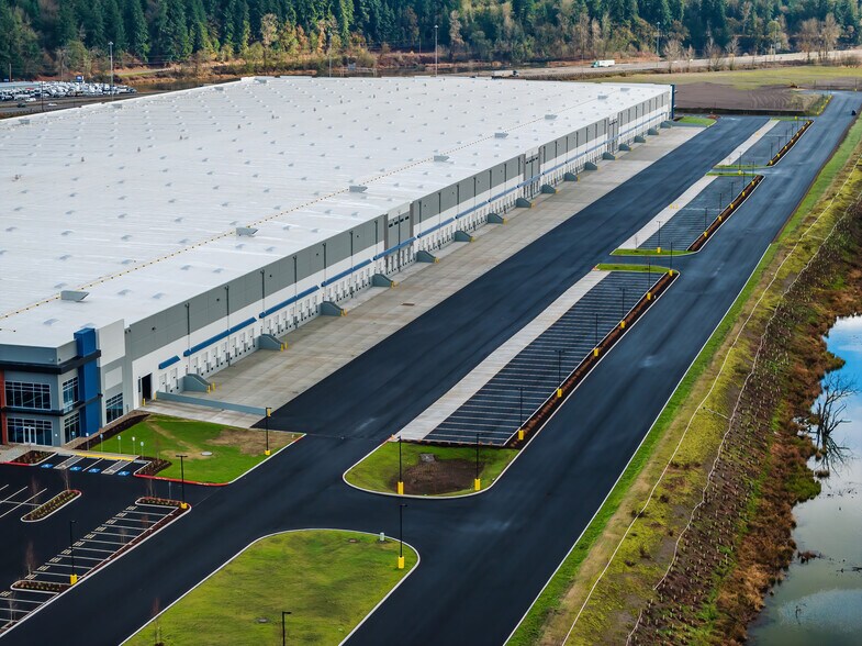 More Photos Of 2700 Talley Way, Kelso Warehouse For Lease