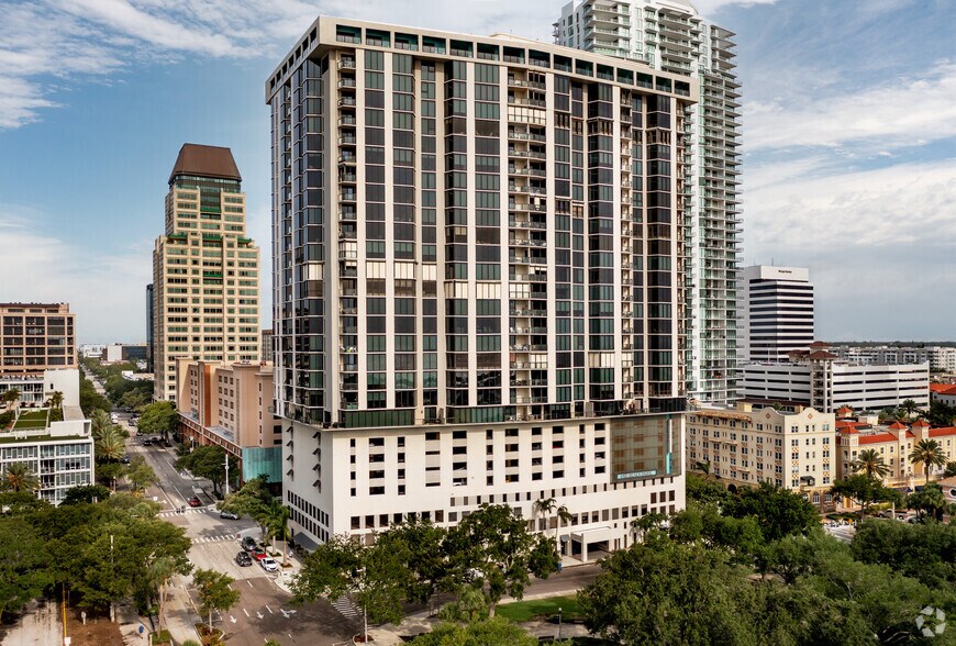 More Photos Of 1 Beach Dr SE, Saint Petersburg Office For Lease
