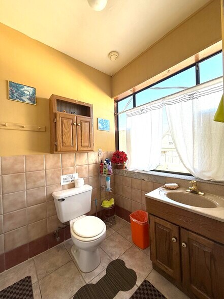 More Photos Of 4442 Mission St, San Francisco Storefront Retail Office For Sale