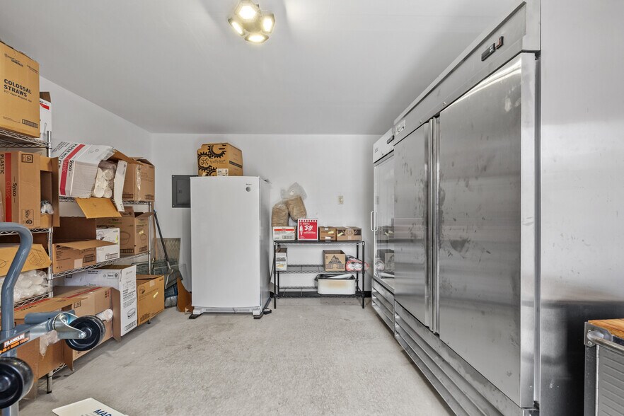 More Photos Of 515 W 5th St, Pine Bluffs Restaurant For Sale