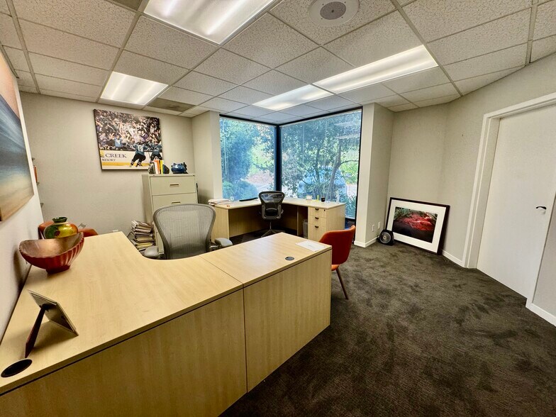 More Photos Of 890 Lamont Ave, Novato Office For Sale