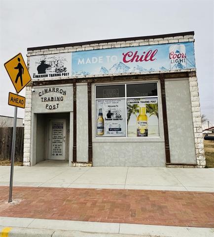 Primary Photo Of 215 S Main St, Cimarron Restaurant For Sale