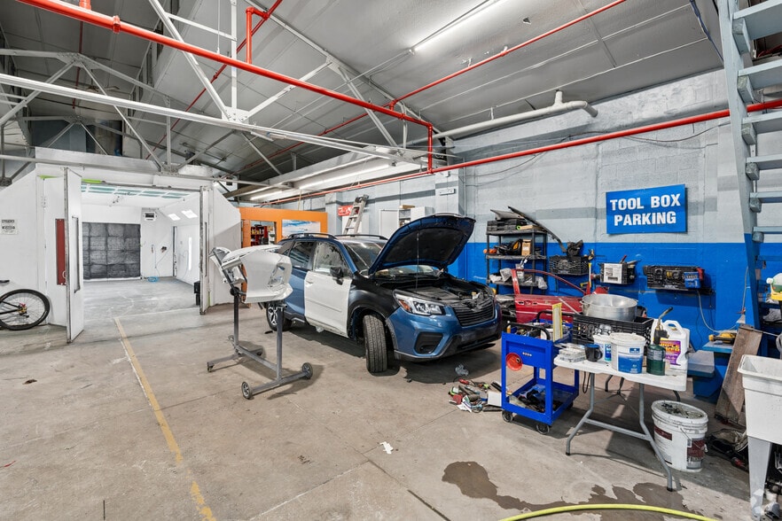 More Photos Of 720 Mulberry St, Allentown Auto Repair For Lease