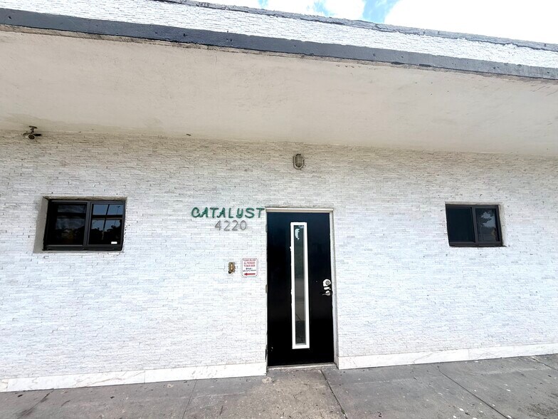 More Photos Of 4208-4220 NW 7th Ave, Miami Storefront For Sale