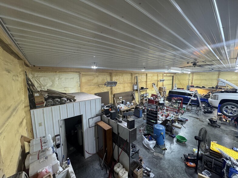 More Photos Of 25828 Highway 129, Green City General Retail For Sale