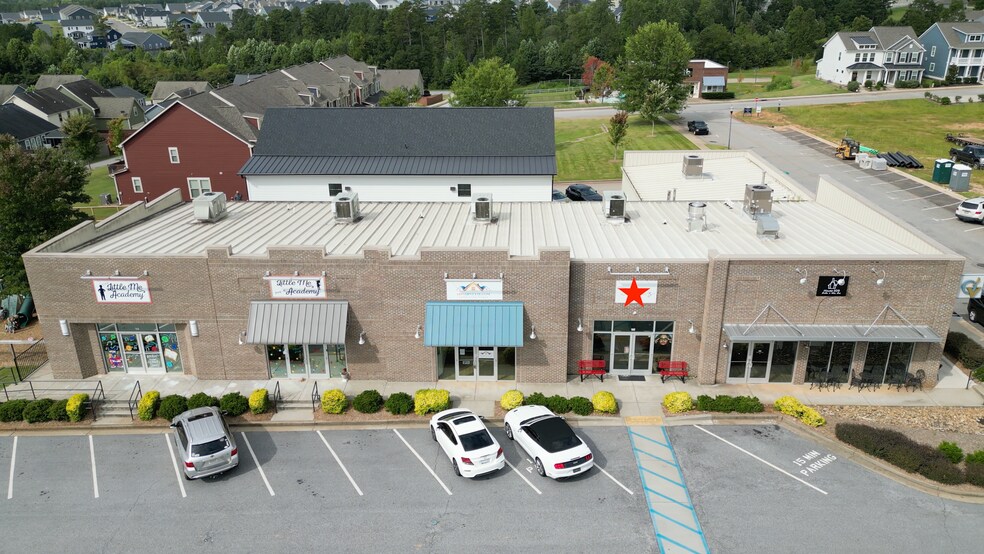 More Photos Of 100-106 Wicker Park Ave, Greer Storefront Retail Office For Lease