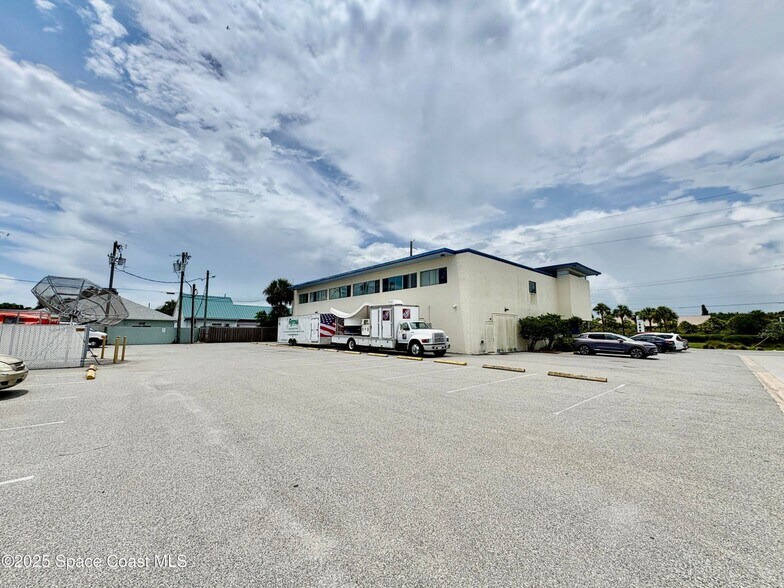 More Photos Of 7980 N Atlantic Ave, Cape Canaveral Office For Sale