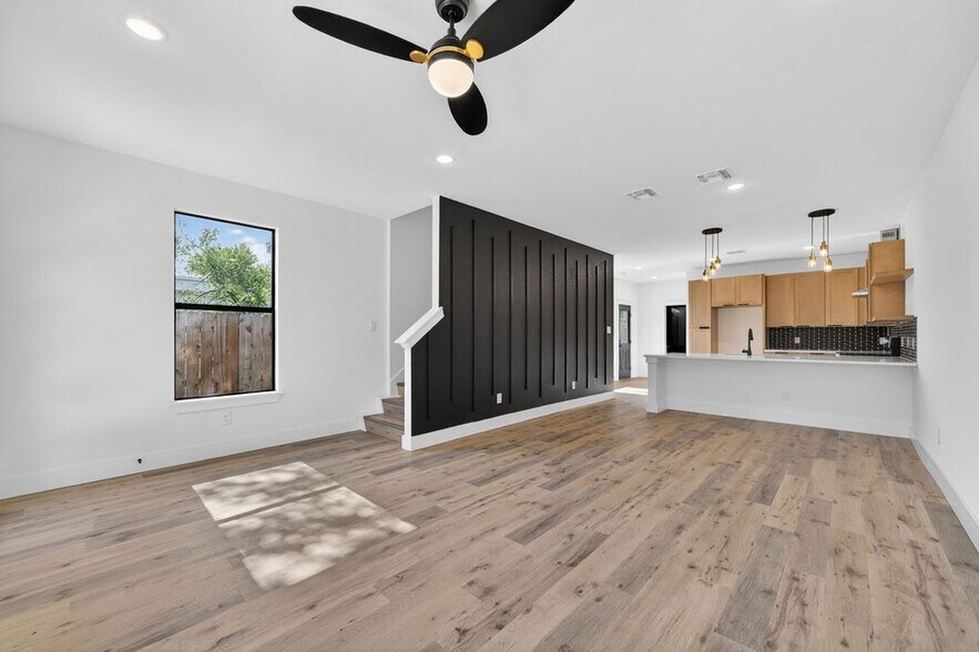 More Photos Of 125 Dashiell St, San Antonio Multifamily For Sale