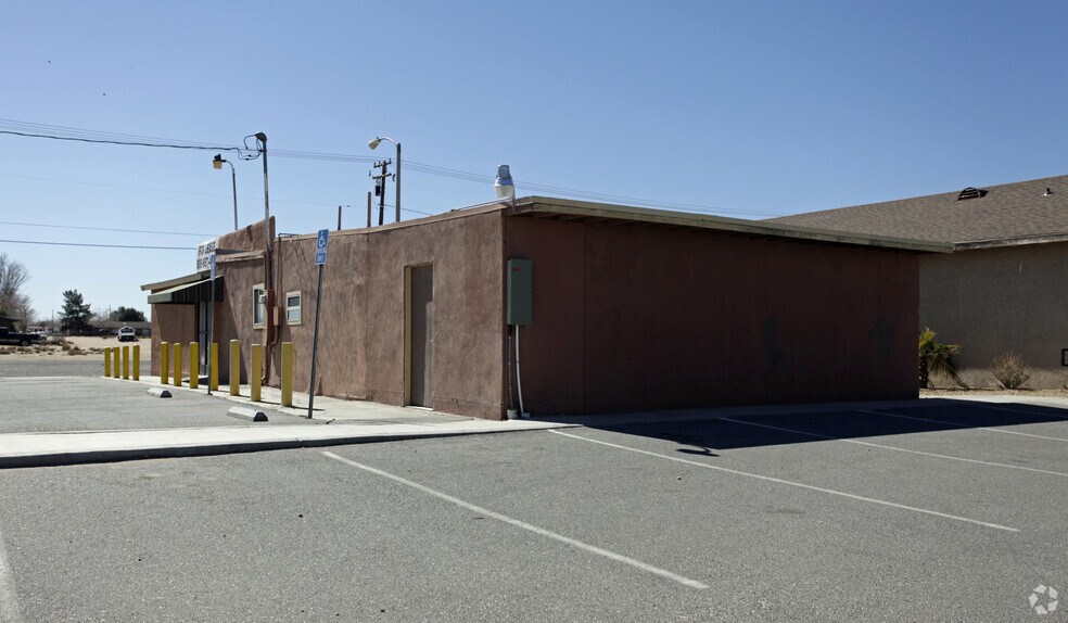 More Photos Of 11328 Bartlett Ave, Adelanto Office For Lease