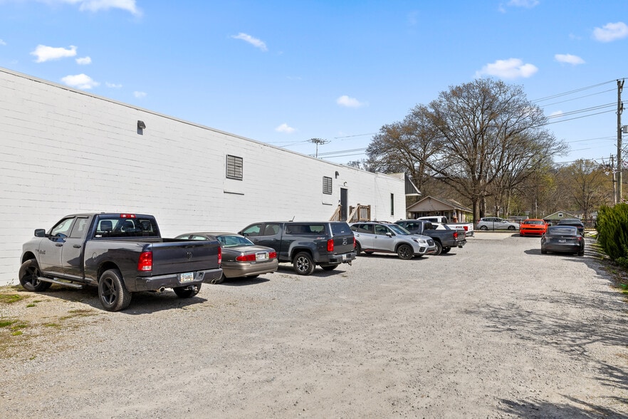 More Photos Of 3801 Dodds Ave, Chattanooga Warehouse For Lease