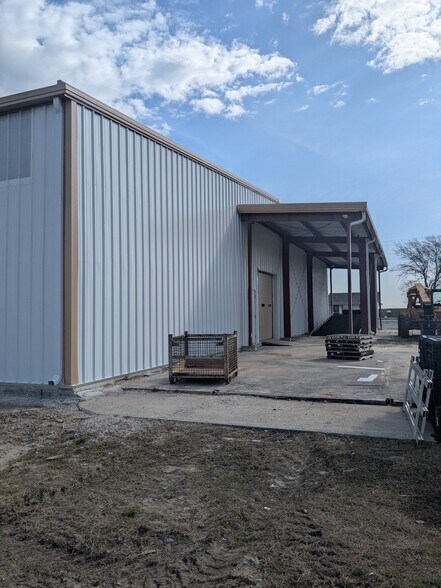More Photos Of 2047 State Highway Z, Sikeston Industrial For Lease